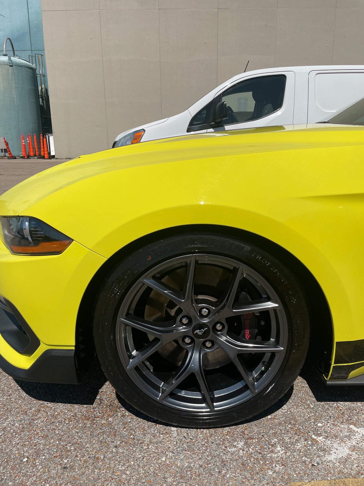 D2Y Tire Shine